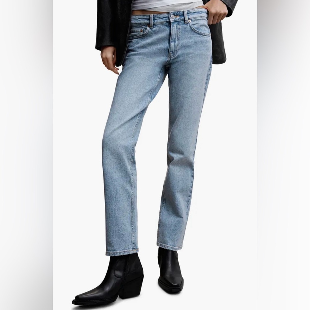 MANGO Women’s Straight Leg Jeans Light Blue size 6